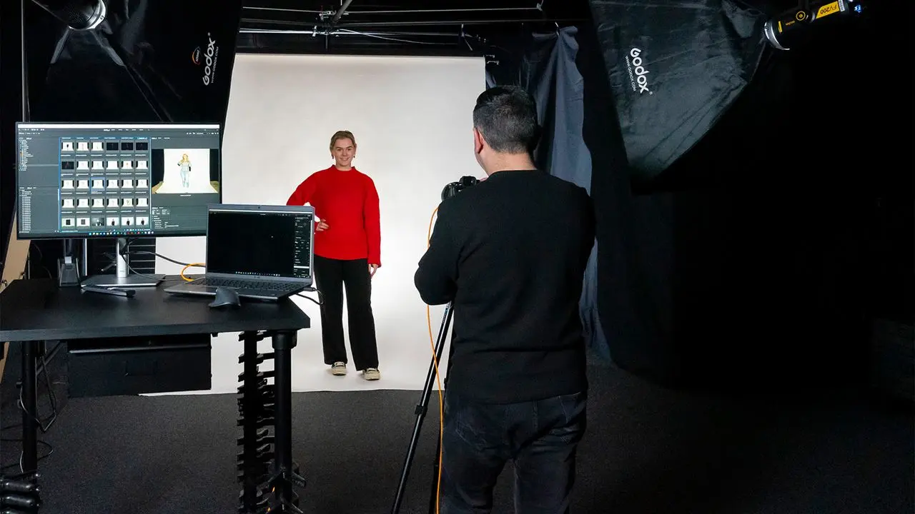 (F) LOGISZ Studio (F) LOGISZ Studio