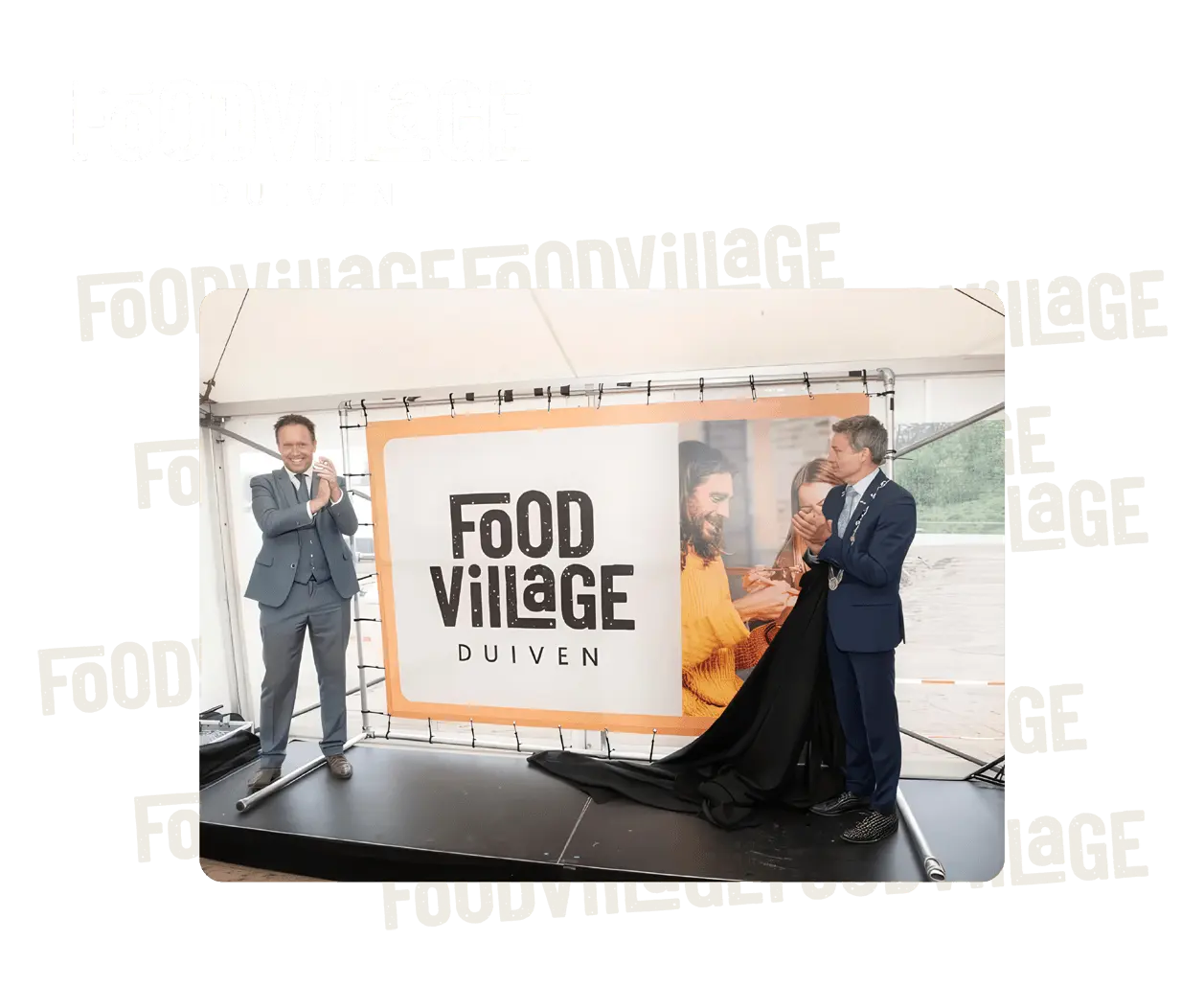 FoodVillage logo onthulling FoodVillage logo onthulling